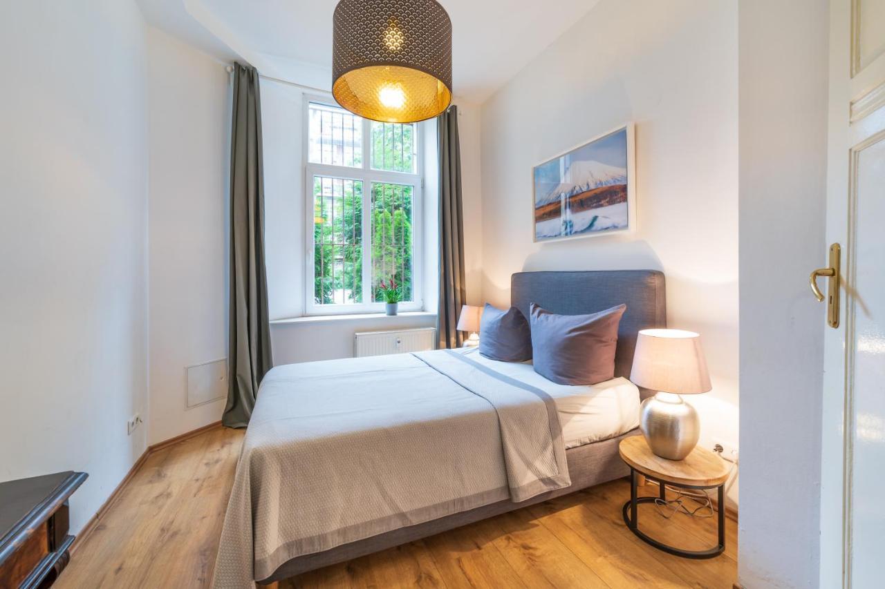 Boediker Loft, 3 Bedroom App With 2 Bath Rooms In Friedrichshain Up To 9 Berlim Exterior foto
